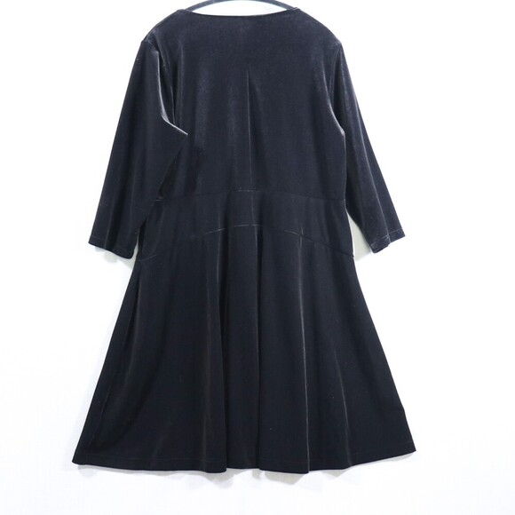 Lands End Black Velvet Skater Dress Womens XL Petite 3/4 Sleeve Fit Flare - Picture 13 of 16